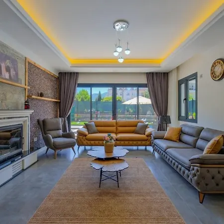 White Palm 1 Villa
