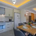 Vila White Palm 1